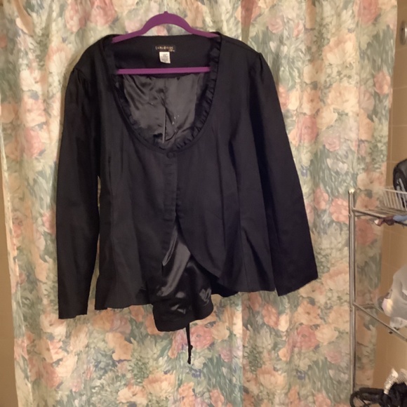 Pinup Couture Jacket - Picture 3 of 3